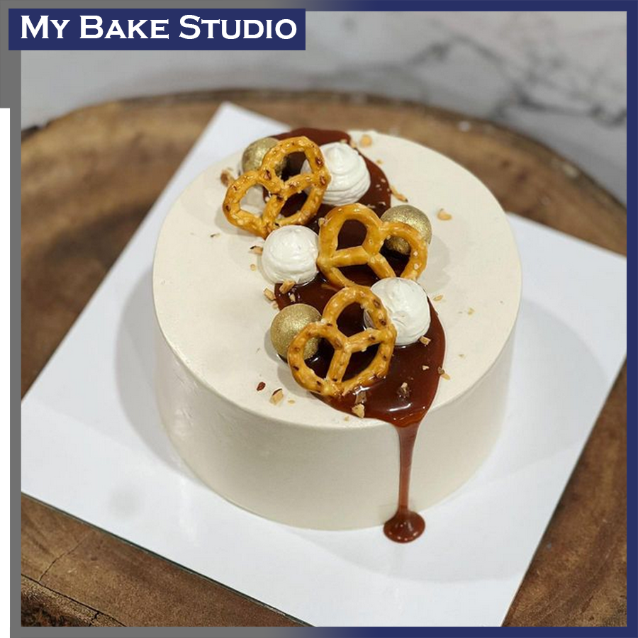 Chocolate Salt Caramel Cake