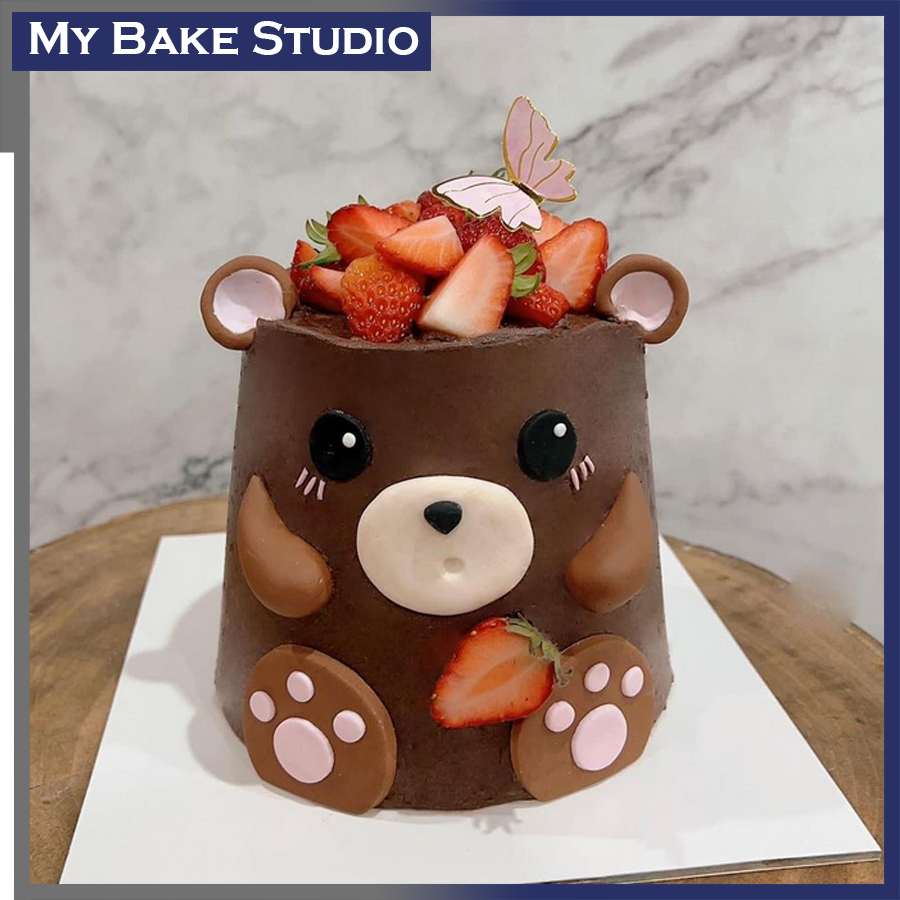 Fruity Bear Cake