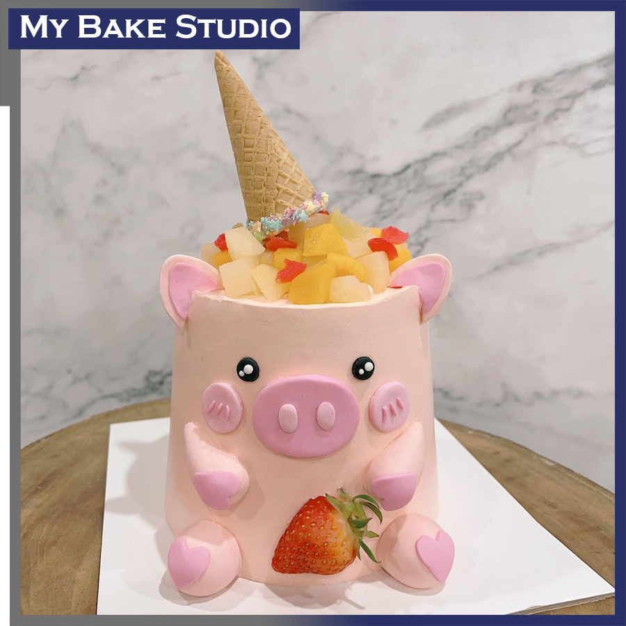 Fruity Piggy Cake