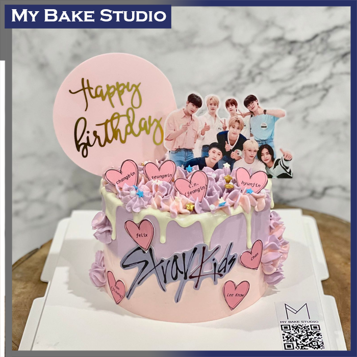 Stray Kids Cake