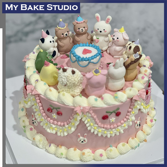 Animal Party Round The Cake