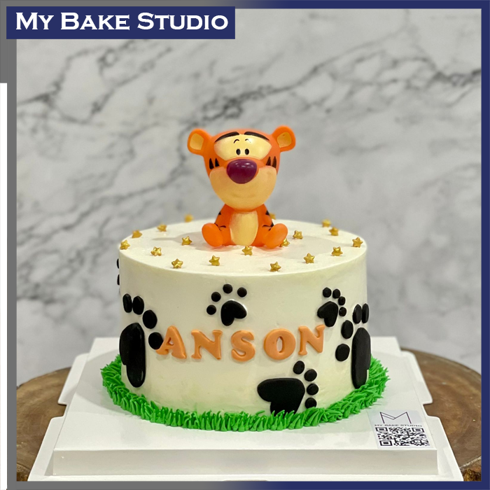 Cute Tiger Cake