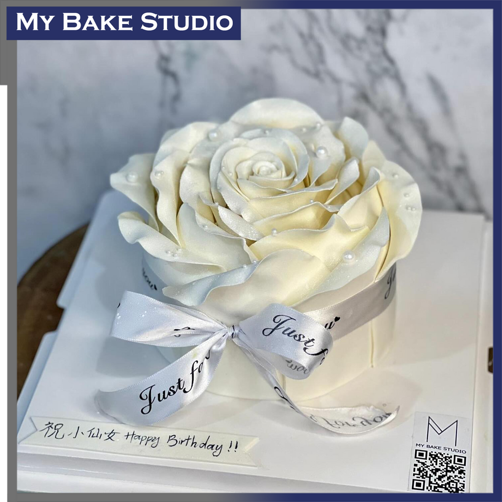 Blissfull Flower Cake