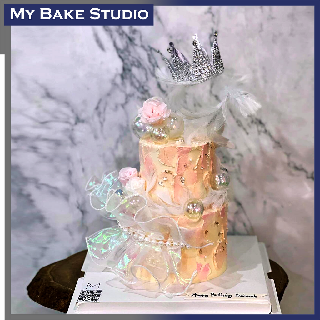 Elegance Crown Cake