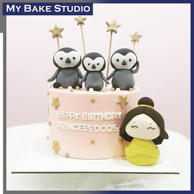 Penguin Theme Cake
