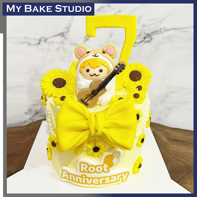 Mouse Sunflower Cake