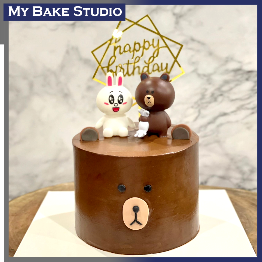 Line Bear Cake