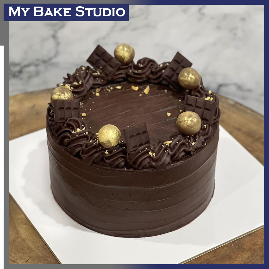 Rich chocolate cake